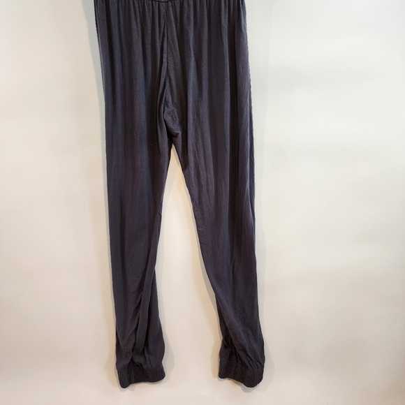Monrow Rayon Jogger Jumpsuit 3/4 Sleeve Cold Shoulder Grey with Pockets sz Md - Picture 8 of 12